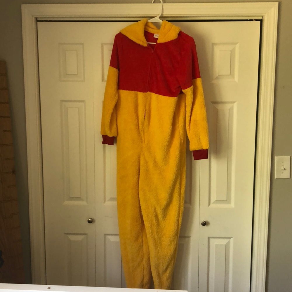 Adult Large Disney Winnie the Pooh zip up onesie hooded